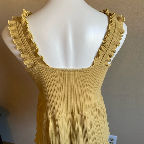 Entro Mustard Ruffled Tank Top - Picture 2 of 6